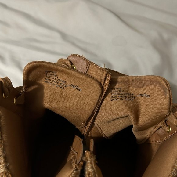 ...meToo RHYME Boots size 6.5 - Picture 2 of 6